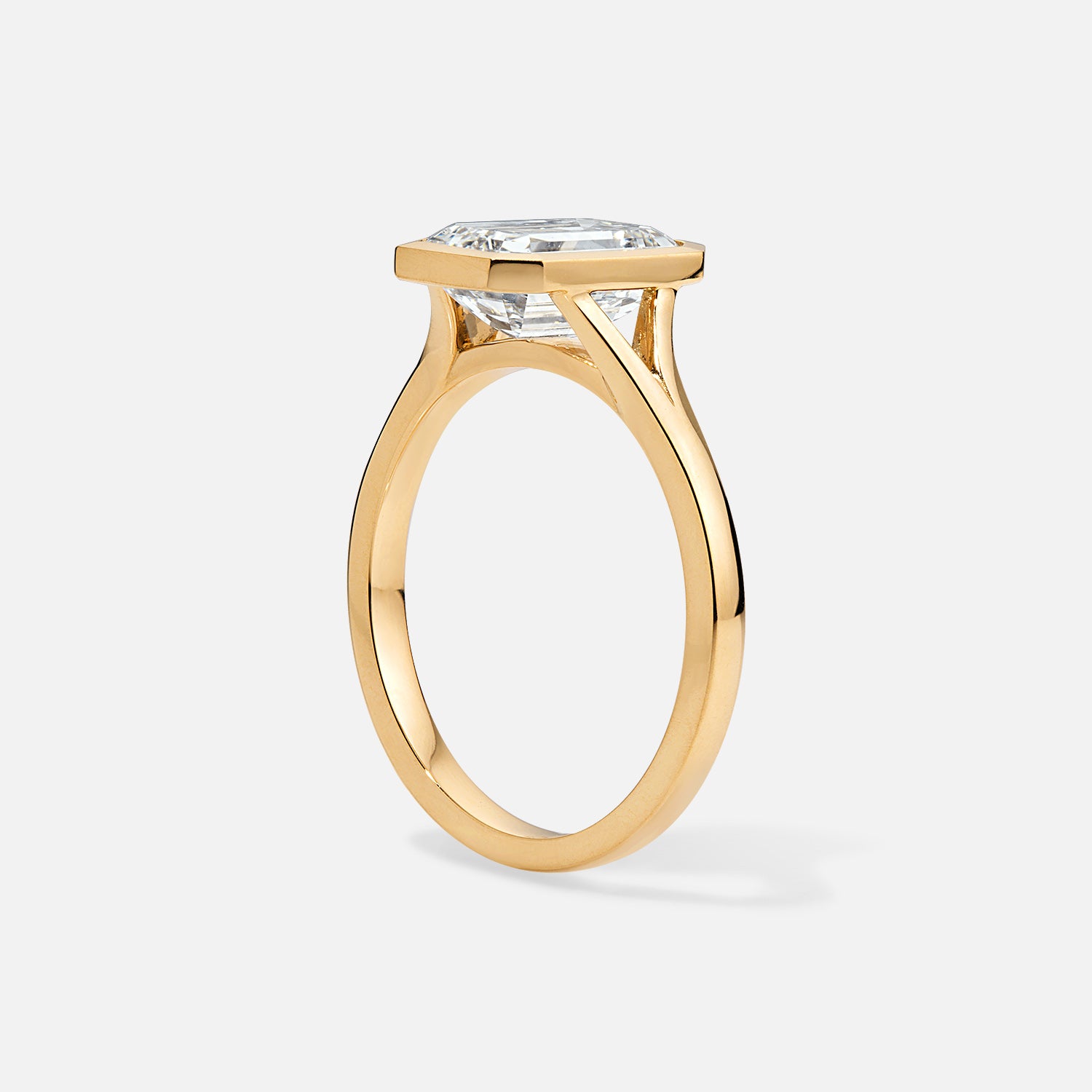 18k Yellow Gold Modern Bezel Split Shank Semi-Mount – Razny Jewelers
