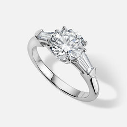 18k White Gold Taper Baguette Semi-Mount
