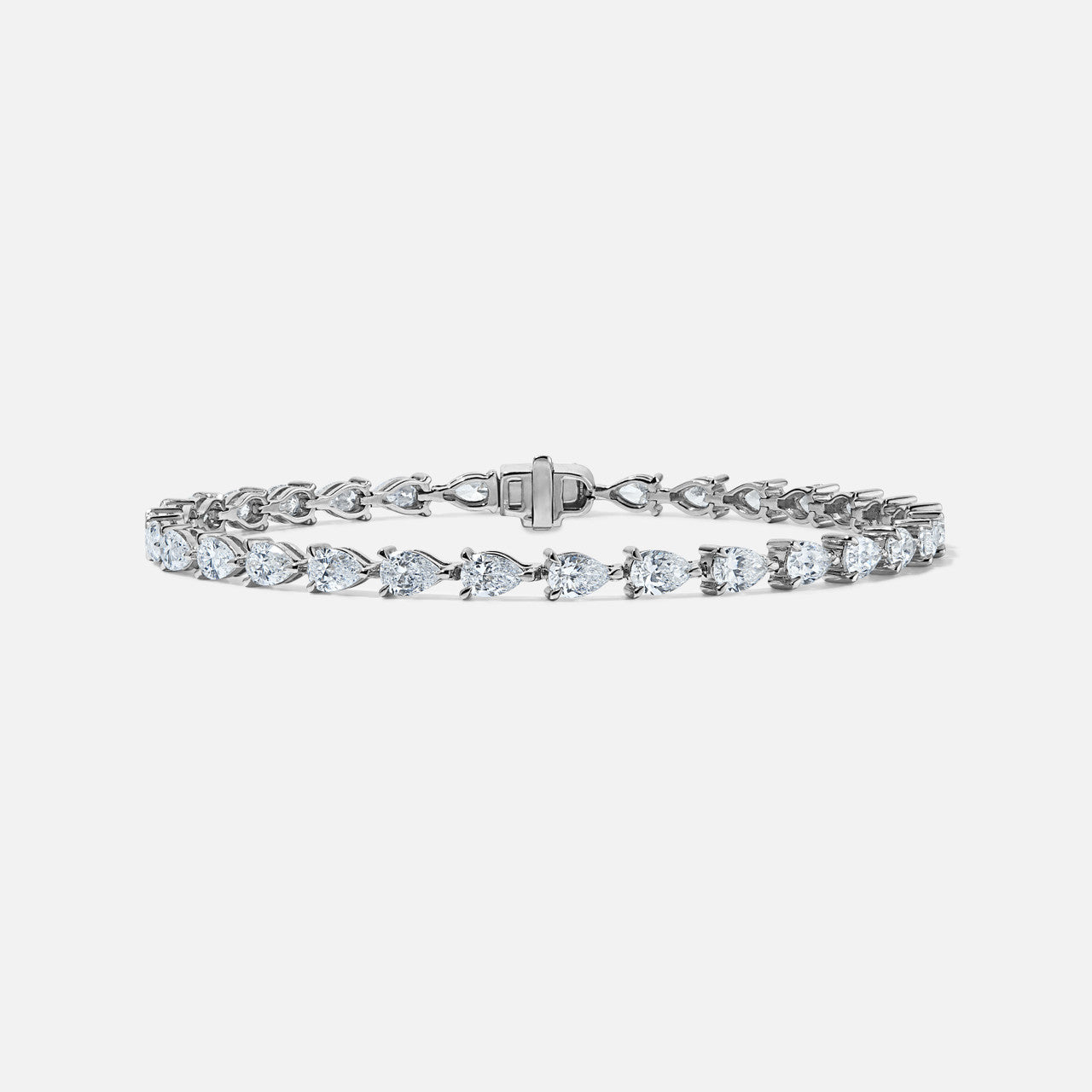 Refined Pear-Shaped Diamond Tennis Bracelet