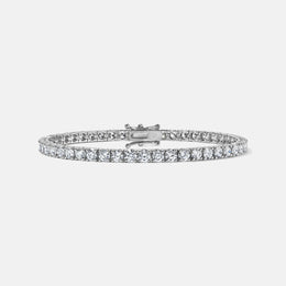 Four-Prong Round Diamond White Gold Tennis Bracelet