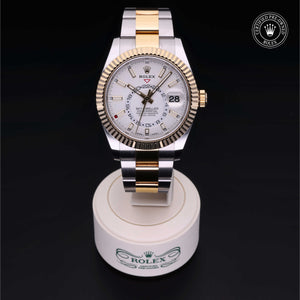 Oyster Perpetual Sky-Dweller