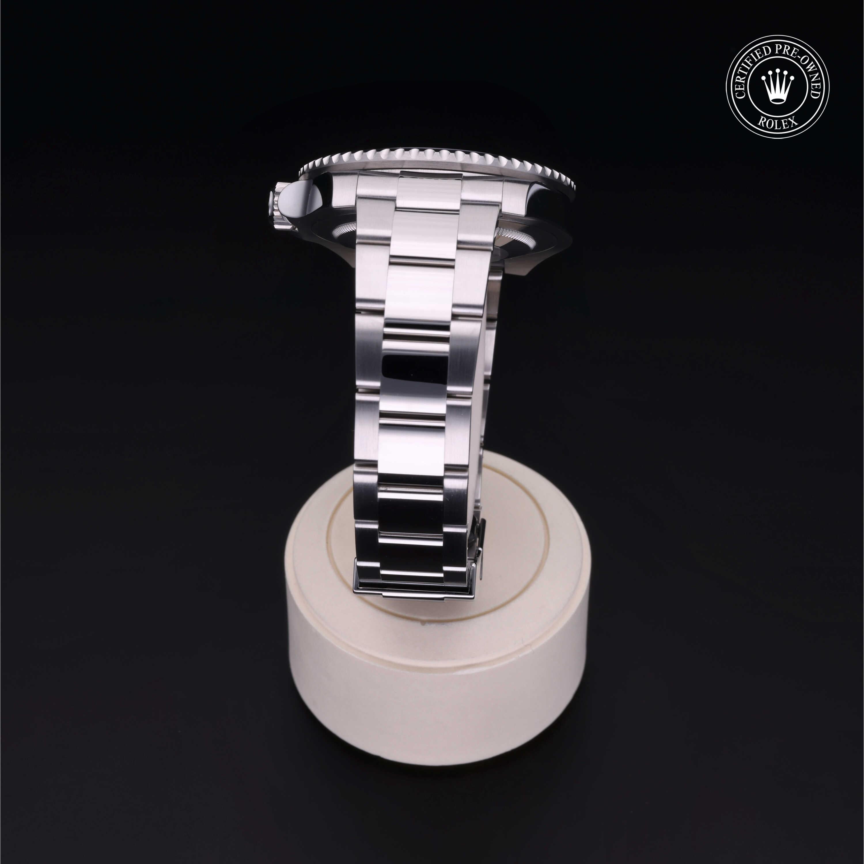 GMT-Master II