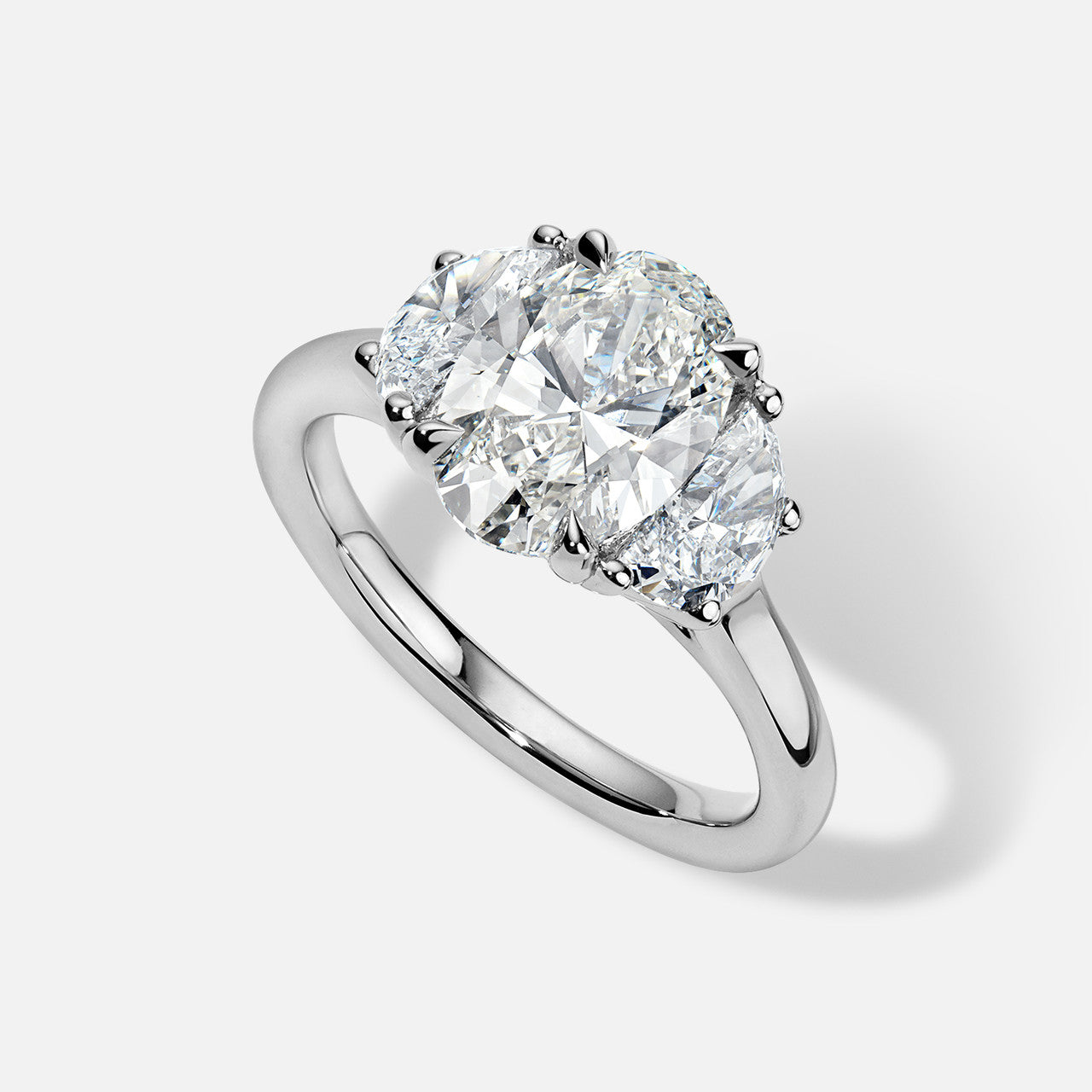 Platinum Semi-Mount With Oval Half Moon Diamonds