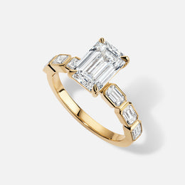 18k Yellow Gold Semi-Mount With East-West Bezel-Set Emerald Diamond Shank