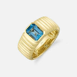 Blue Topaz Ribbed Gold Ring